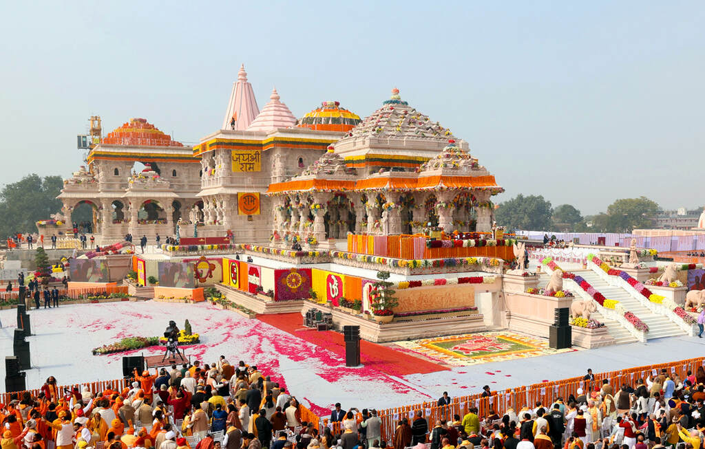 राम मंदिर चढ़ावा मामले में FIR, 8 नामजद आरोपी, चंपत राय का नाम शामिल नहीं