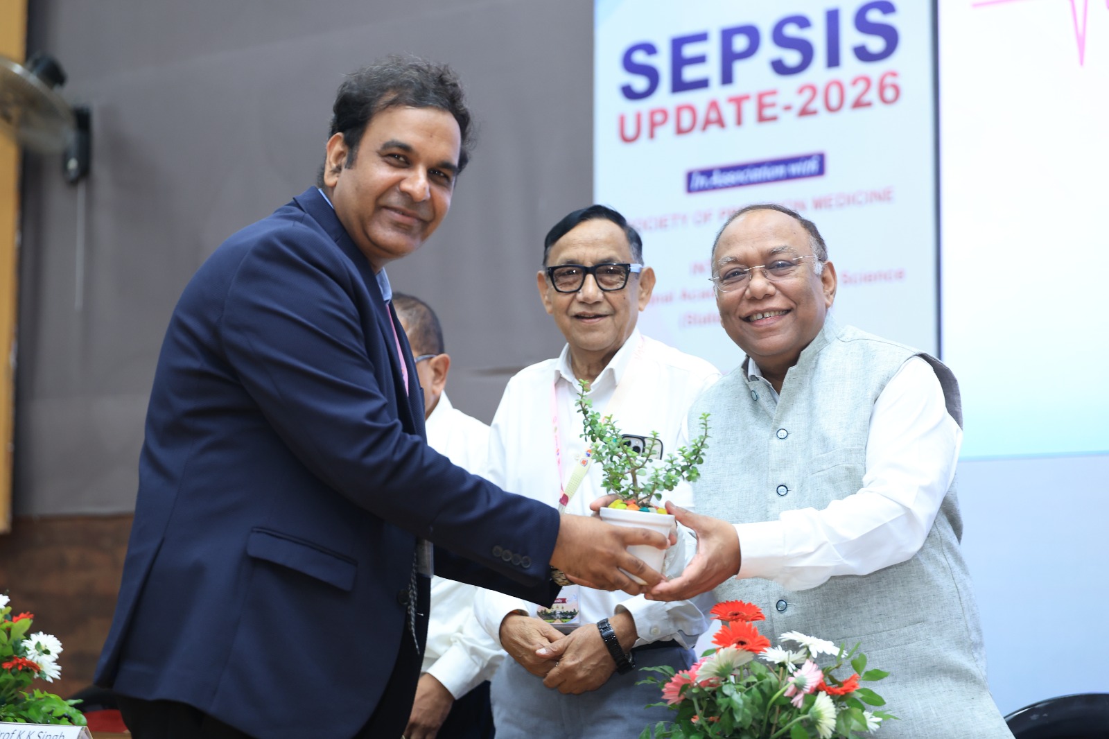 सेप्सिस पर KGMU में महामंथन, एंटीबायोटिक के बेजा इस्तेमाल पर लगेगी लगाम